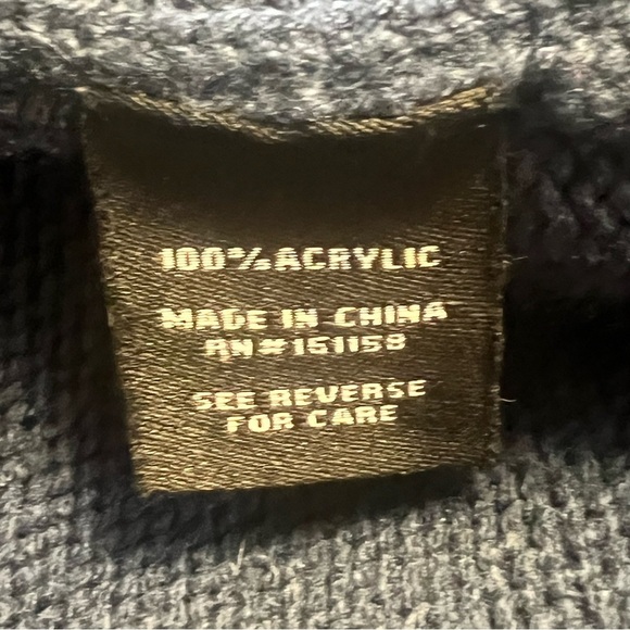 525 America Peace Love Navy Sweater - Picture 10 of 14